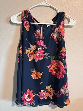 EVERLY Size M Floral Navy Sleeveless Women’s Top